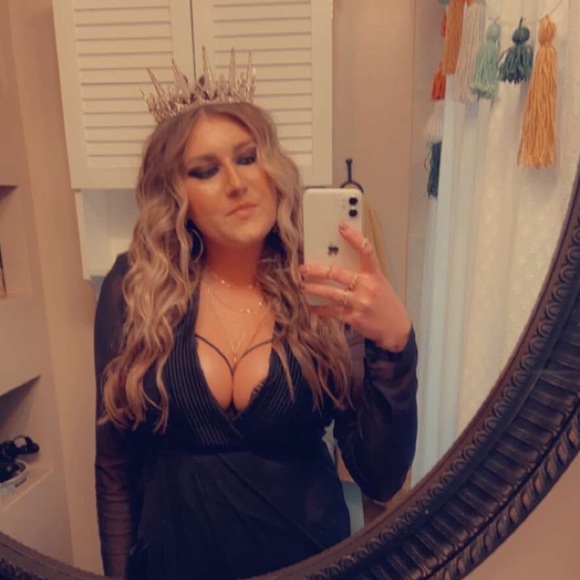 Meet your Posher, Kimberly - Picture 8 of 14